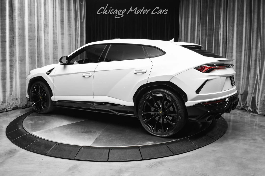 2021 Lamborghini Urus - Image 3 of 12