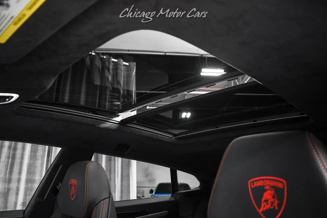 2021 Lamborghini Urus - Image 20 of 21