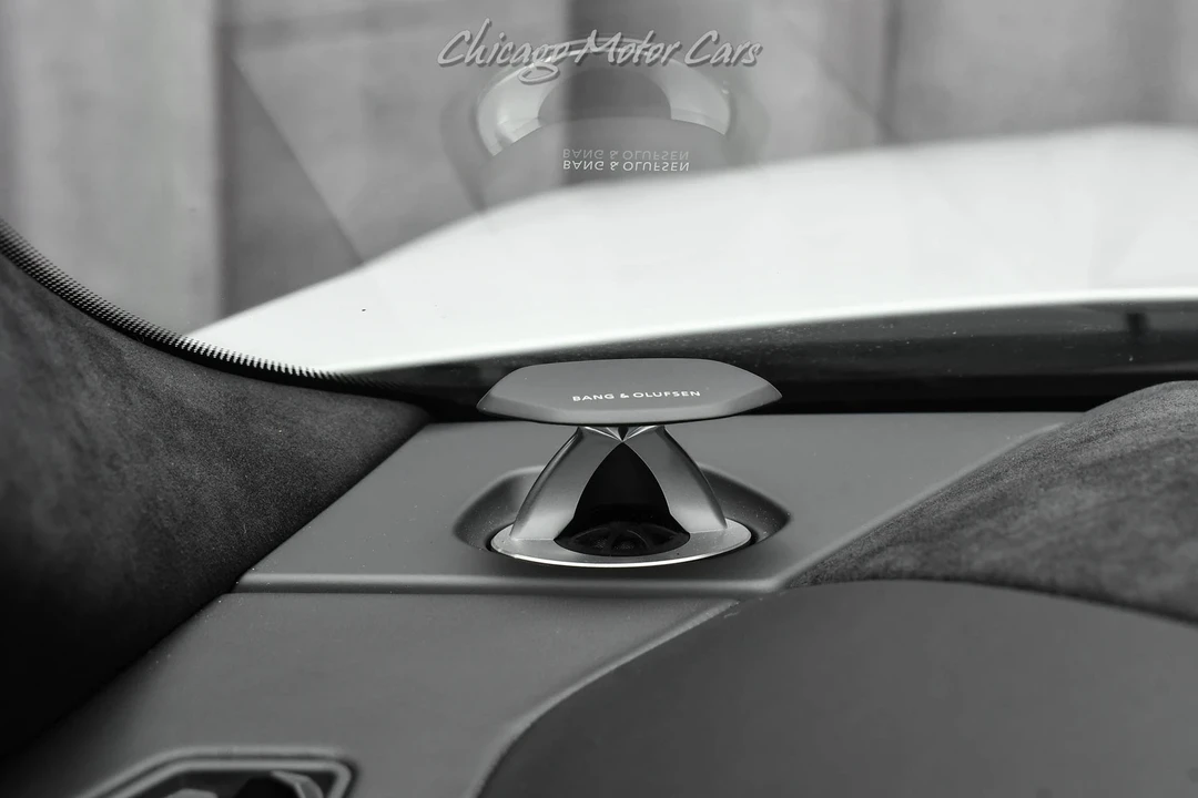 2021 Lamborghini Urus - Image 10 of 12