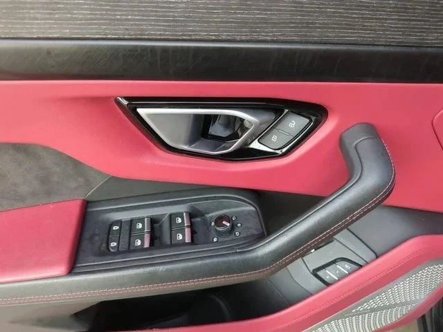 2021 Lamborghini Urus - Image 13 of 19