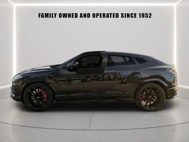 2021 Lamborghini Urus - Image 2 of 19