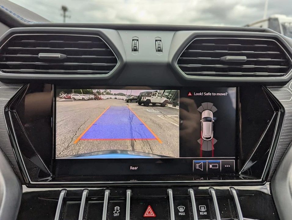 2021 Lamborghini Urus - Image 26 of 31