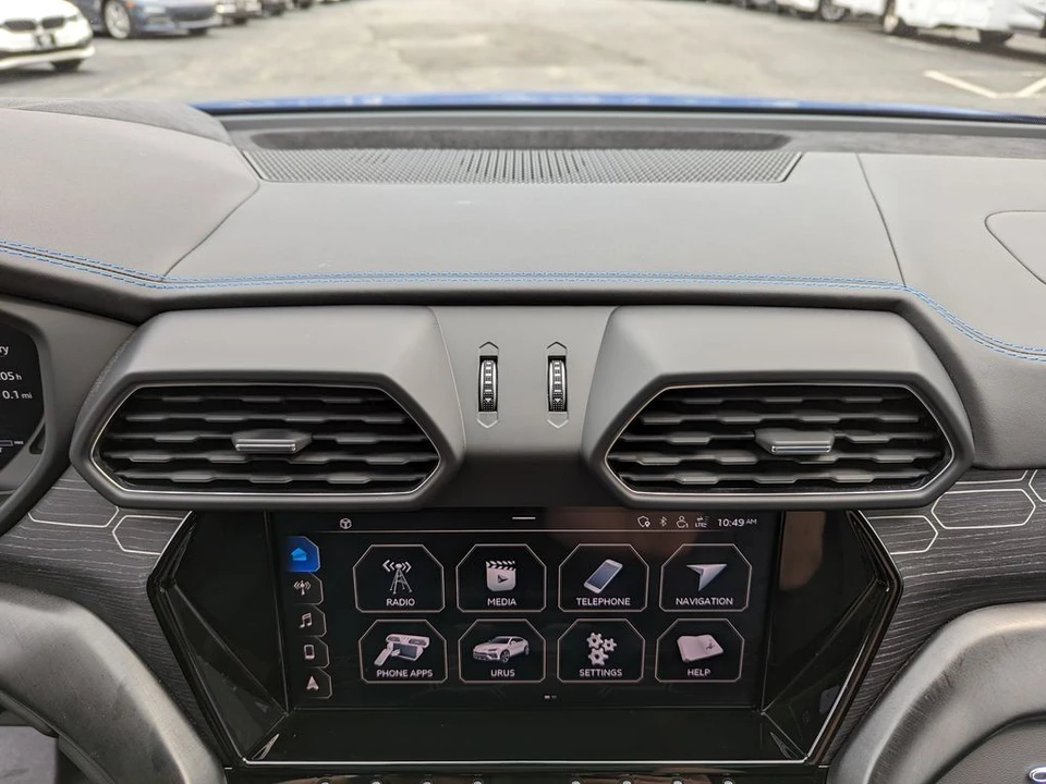 2021 Lamborghini Urus - Image 21 of 31