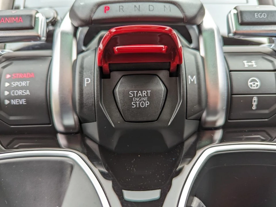 2021 Lamborghini Urus - Image 30 of 31