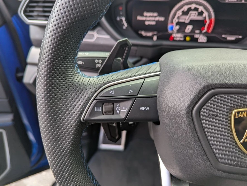 2021 Lamborghini Urus - Image 17 of 31