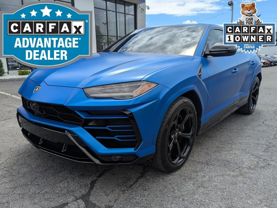 2021 Lamborghini Urus - Image 2 of 31