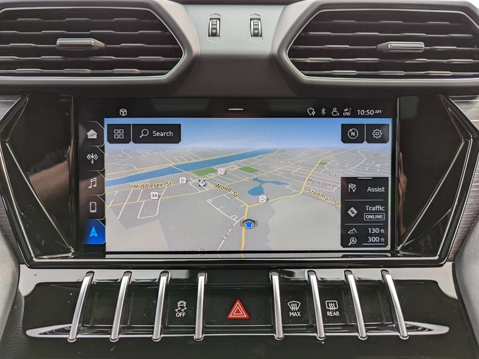2021 Lamborghini Urus - Image 23 of 31