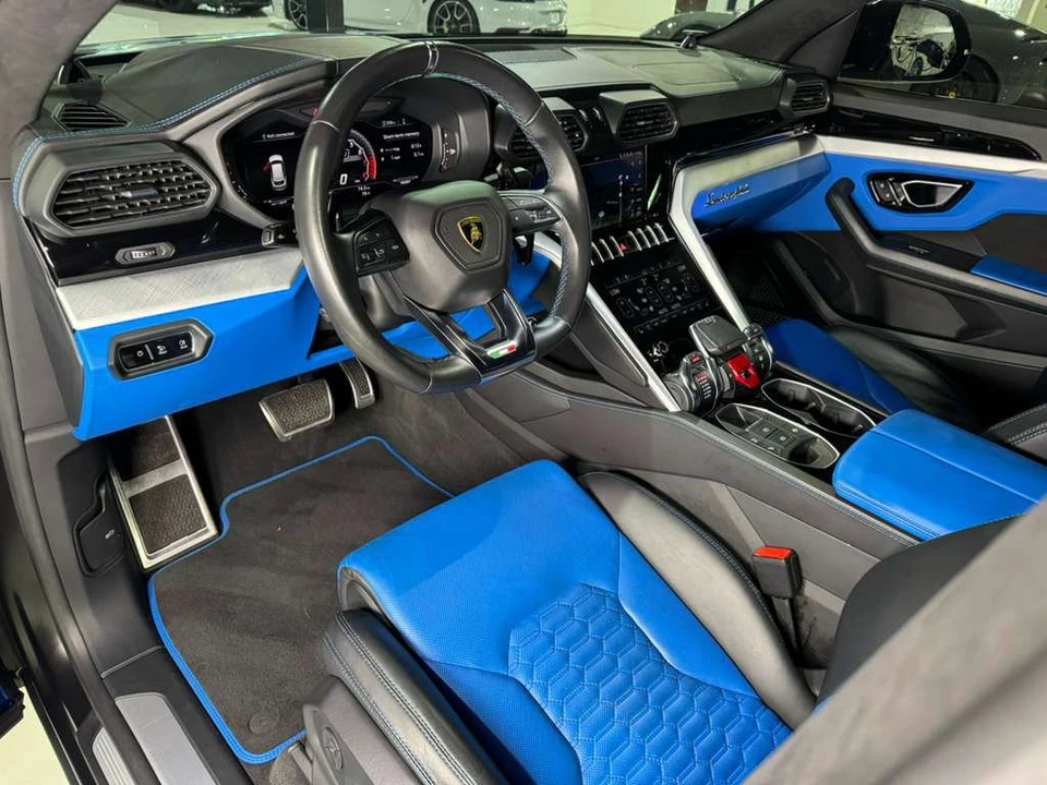 2021 Lamborghini Urus - Image 9 of 12