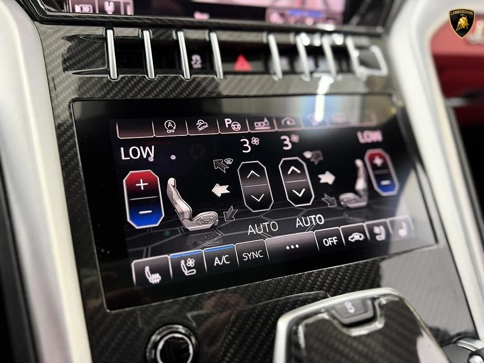 2021 Lamborghini Urus - Image 30 of 31