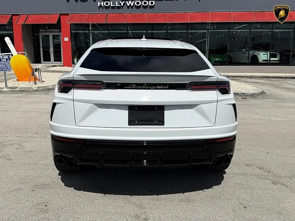 2021 Lamborghini Urus - Image 7 of 31