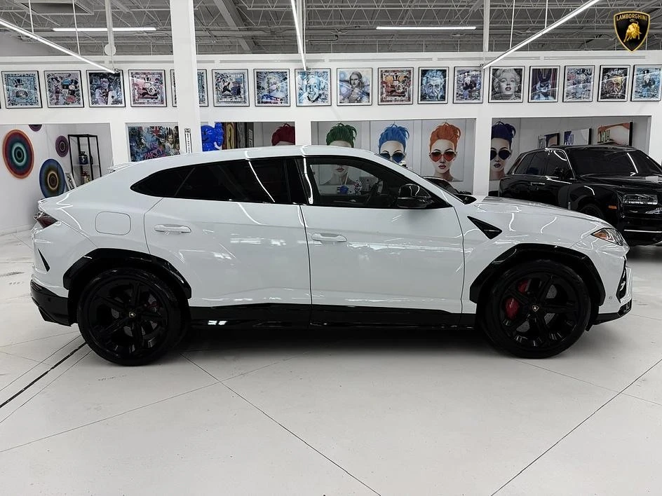 2021 Lamborghini Urus - Image 12 of 31