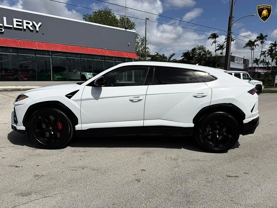 2021 Lamborghini Urus - Image 5 of 31