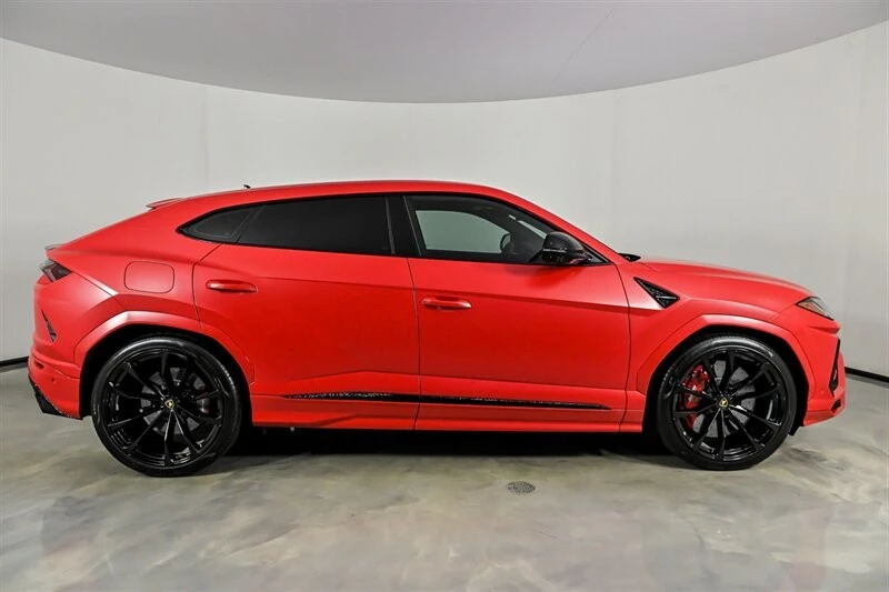 2021 Lamborghini Urus - Image 11 of 31