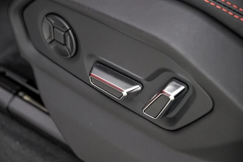 2021 Lamborghini Urus - Image 23 of 31