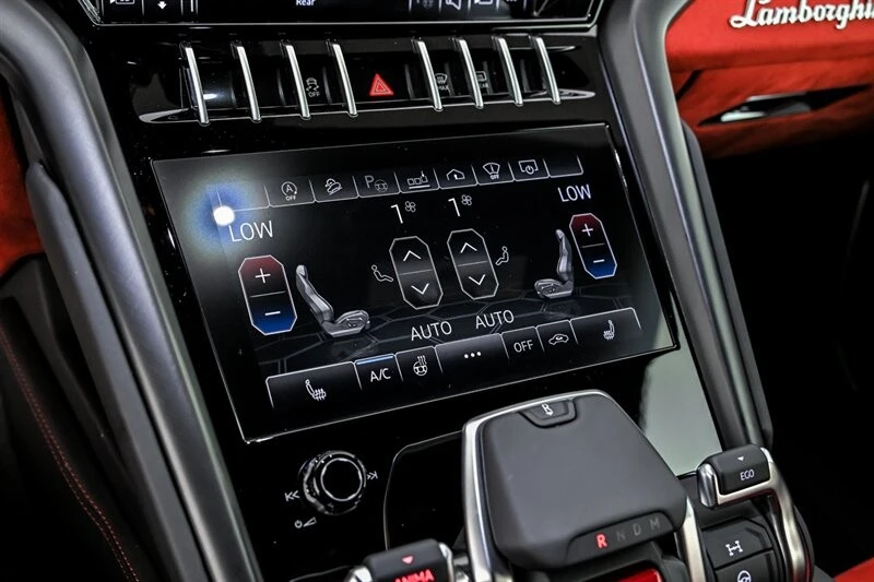 2021 Lamborghini Urus - Image 31 of 31