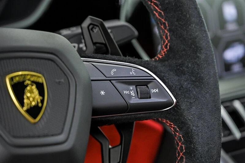2021 Lamborghini Urus - Image 22 of 31