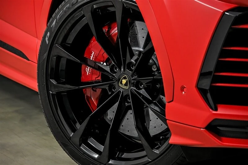 2021 Lamborghini Urus - Image 4 of 31