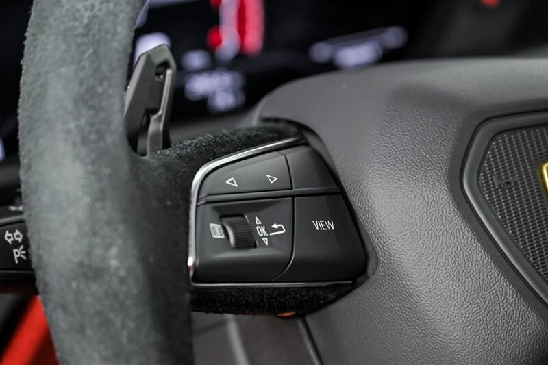 2021 Lamborghini Urus - Image 21 of 31