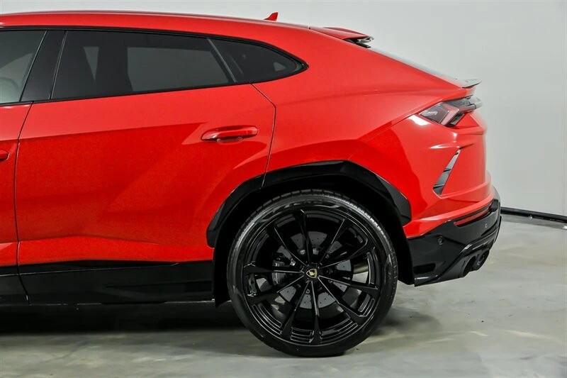 2021 Lamborghini Urus - Image 9 of 21