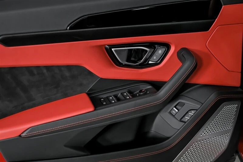 2021 Lamborghini Urus - Image 18 of 21