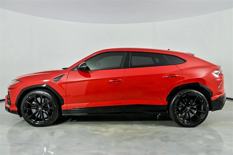 2021 Lamborghini Urus - Image 8 of 21