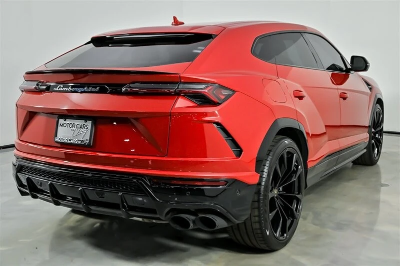 2021 Lamborghini Urus - Image 12 of 21