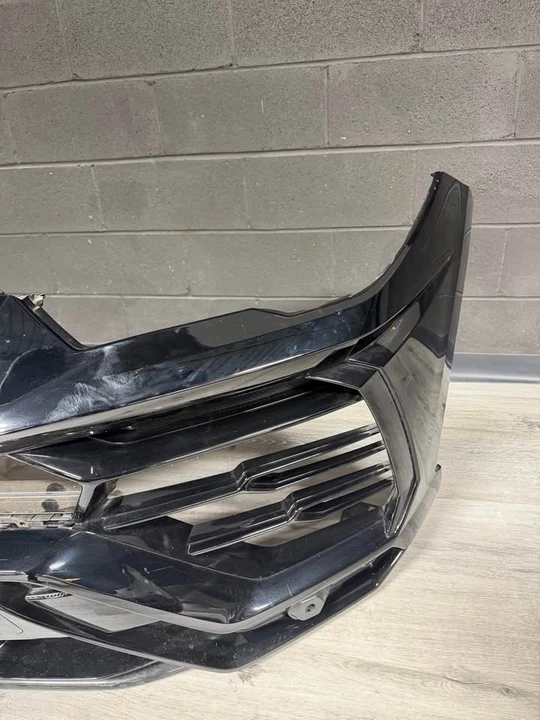 2021 Parts & Memorabilia Bodywork - Image 2 of 10