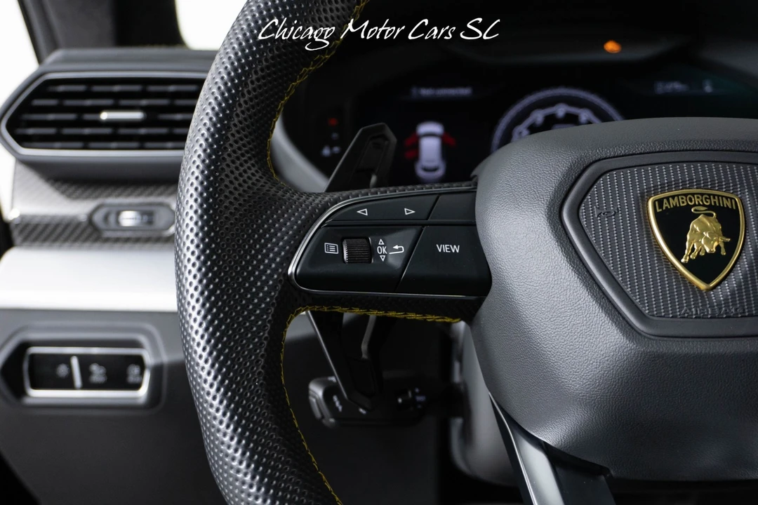 2021 Lamborghini Urus - Image 28 of 31