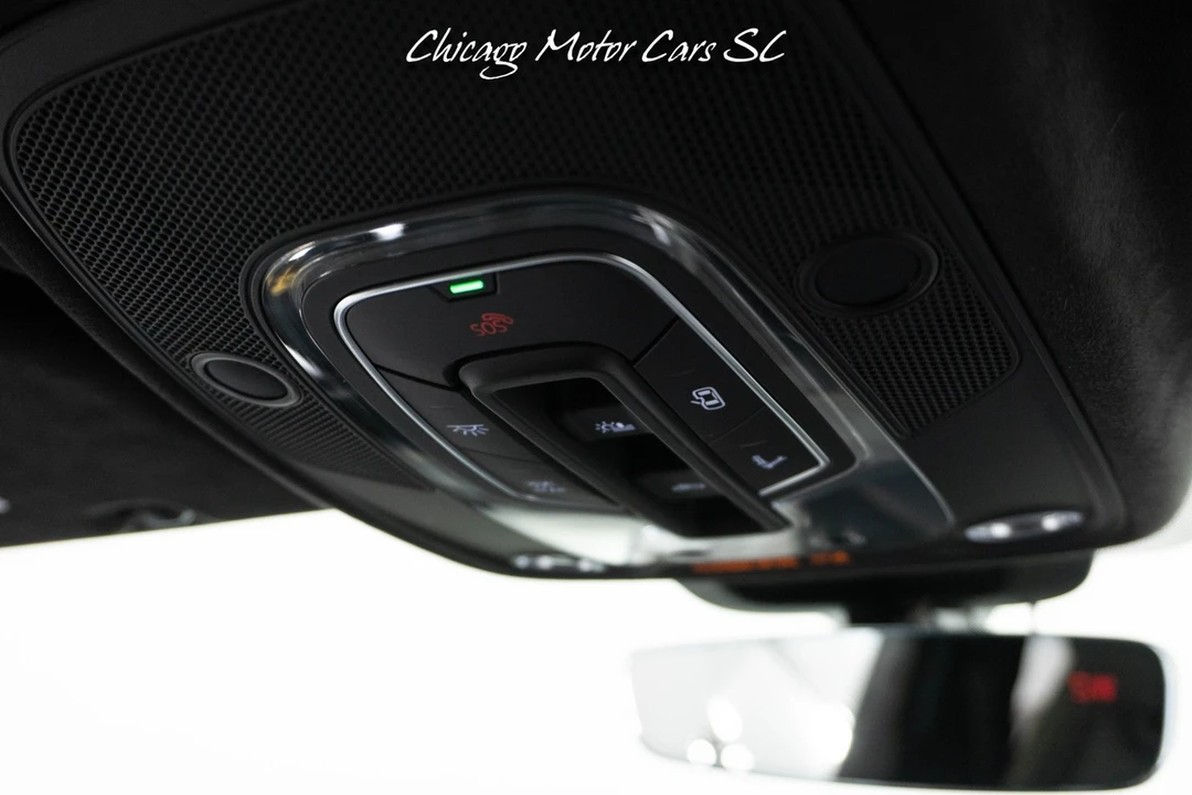 2021 Lamborghini Urus - Image 27 of 31