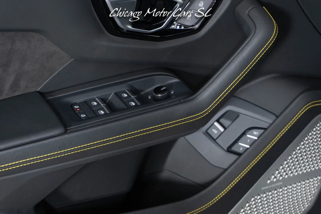 2021 Lamborghini Urus - Image 17 of 31