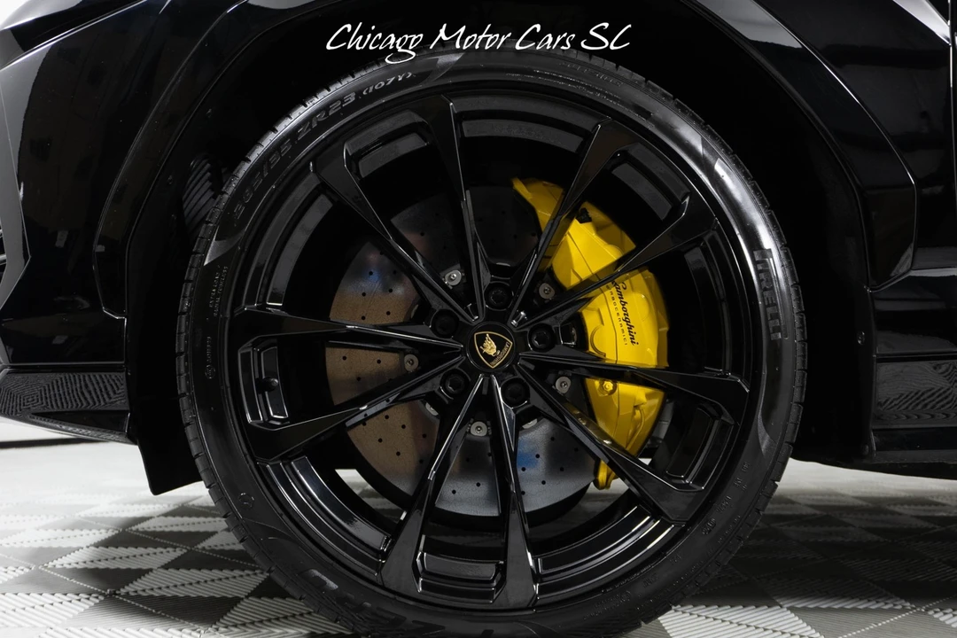 2021 Lamborghini Urus - Image 4 of 31