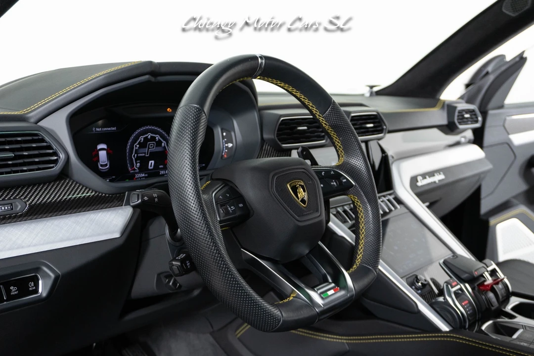 2021 Lamborghini Urus - Image 30 of 31