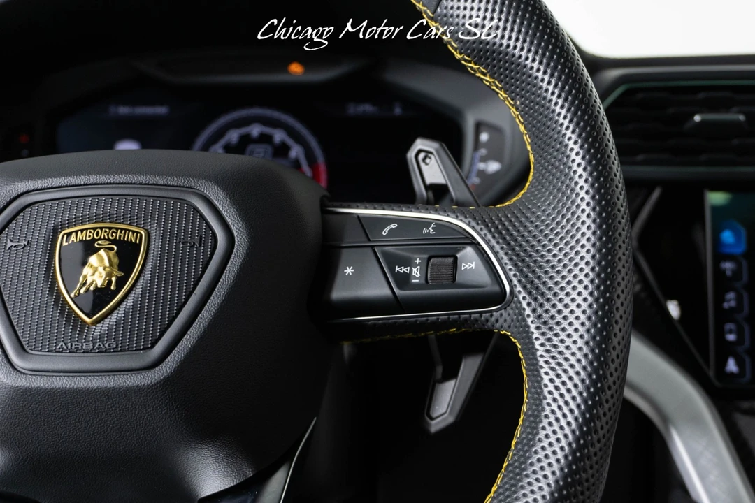2021 Lamborghini Urus - Image 29 of 31