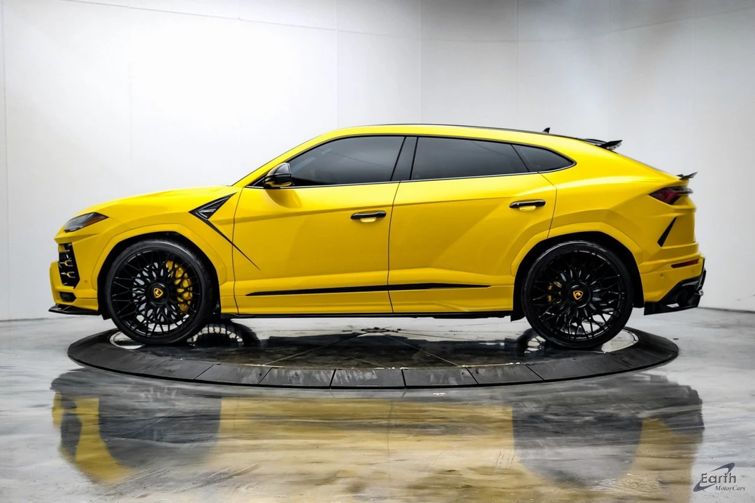 2021 Lamborghini Urus - Image 8 of 21