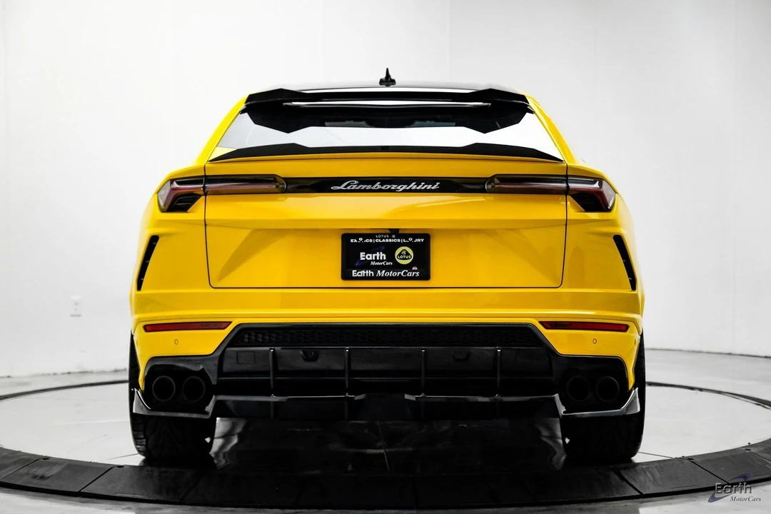 2021 Lamborghini Urus - Image 15 of 21