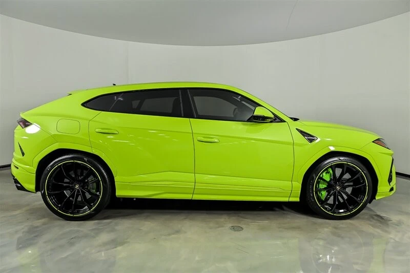 2021 Lamborghini Urus - Image 10 of 31