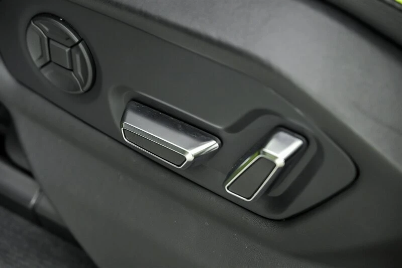 2021 Lamborghini Urus - Image 23 of 31
