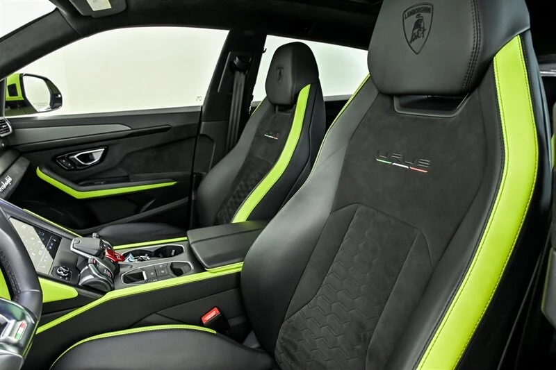 2021 Lamborghini Urus - Image 17 of 31
