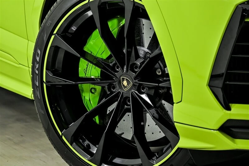 2021 Lamborghini Urus - Image 3 of 31