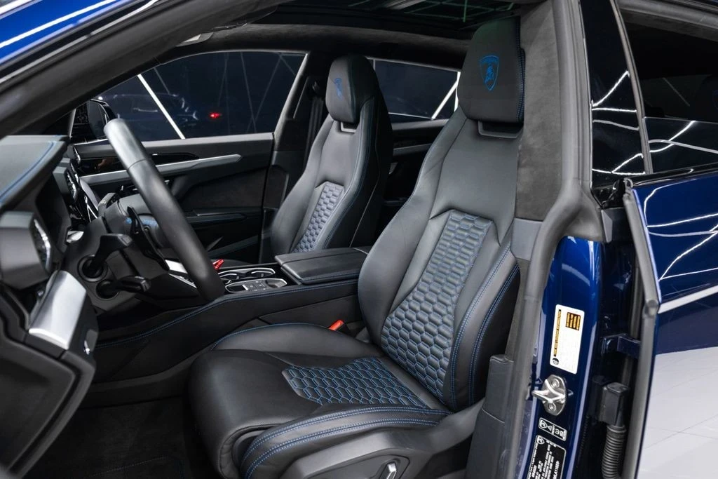 2021 Lamborghini Urus - Image 17 of 21