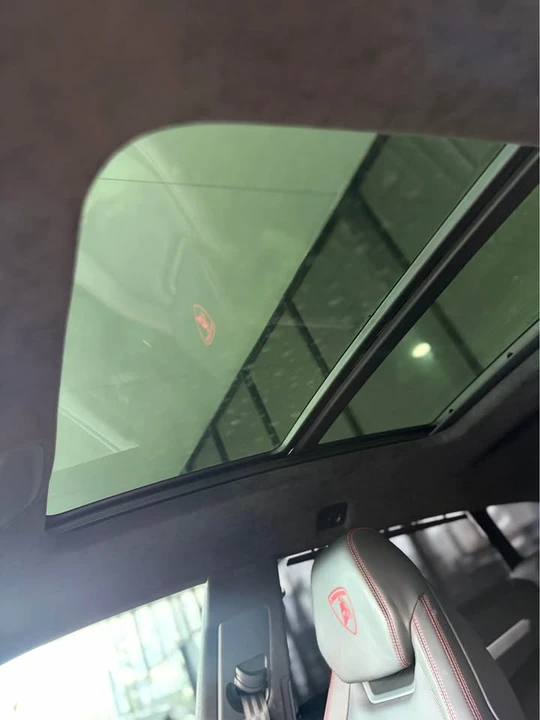 2021 Lamborghini Urus - Image 14 of 17