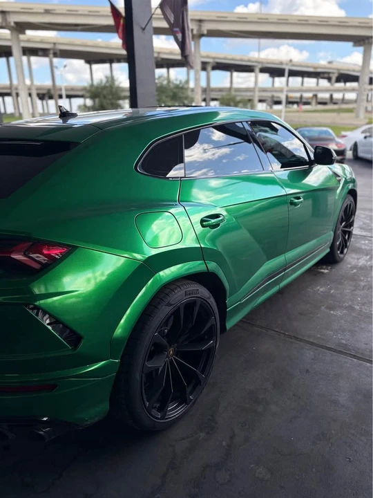 2021 Lamborghini Urus - Image 7 of 17