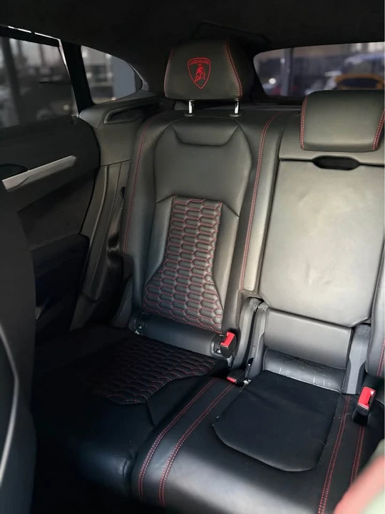 2021 Lamborghini Urus - Image 16 of 17