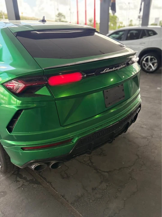 2021 Lamborghini Urus - Image 4 of 17