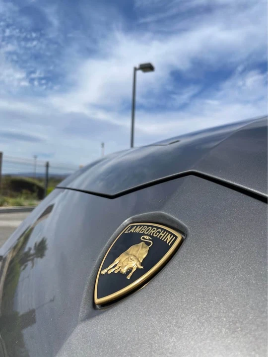 2021 Lamborghini Urus - Image 3 of 4