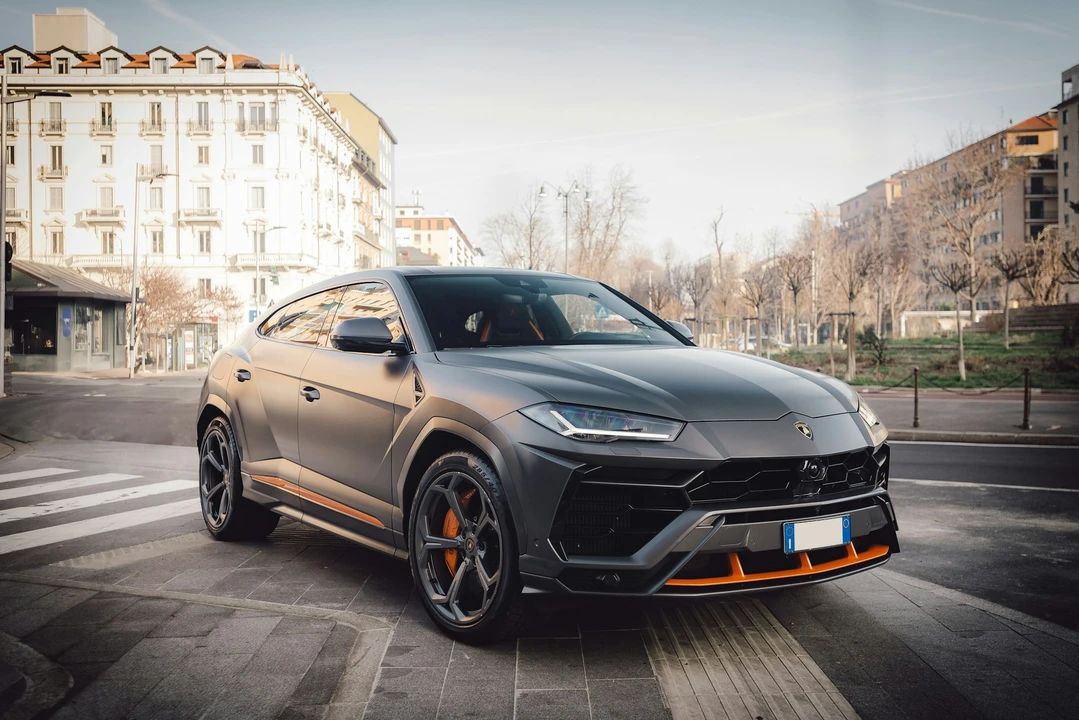 2021 Lamborghini Urus - Image 17 of 21
