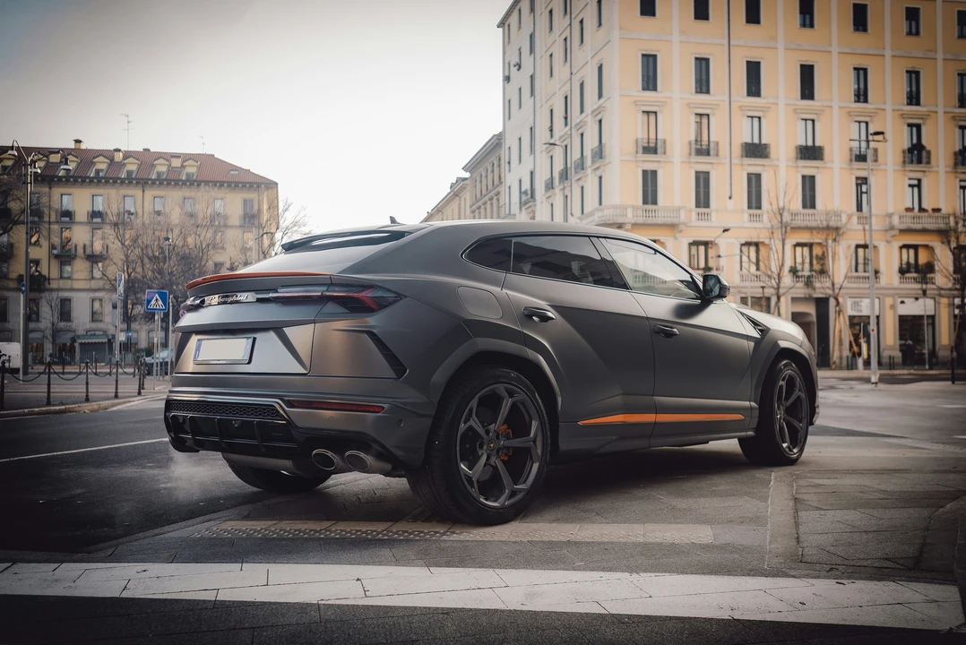 2021 Lamborghini Urus - Image 9 of 21