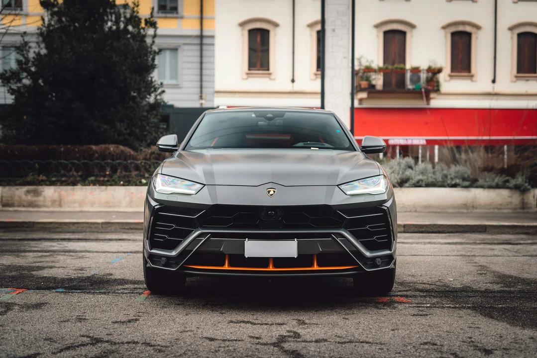 2021 Lamborghini Urus - Image 18 of 21