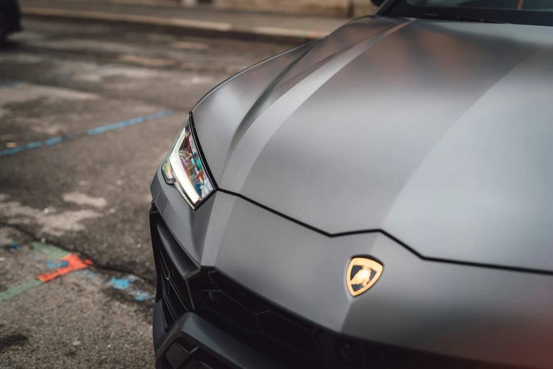 2021 Lamborghini Urus - Image 20 of 21