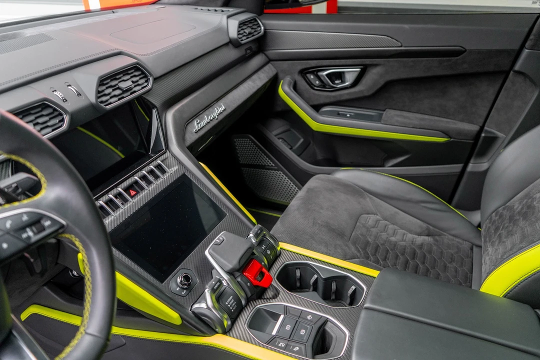 2021 Lamborghini Urus - Image 20 of 31